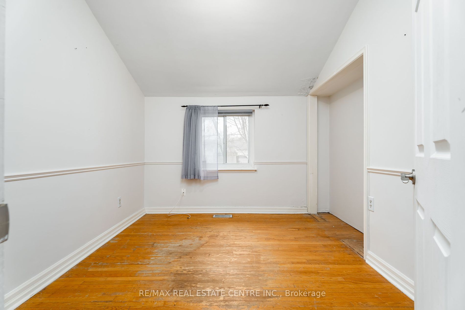 76 Raylawn Cres