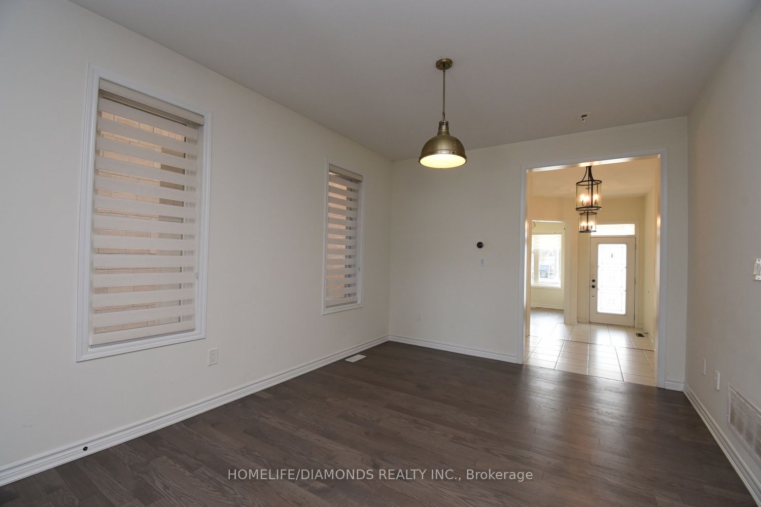 1363 Chretien St