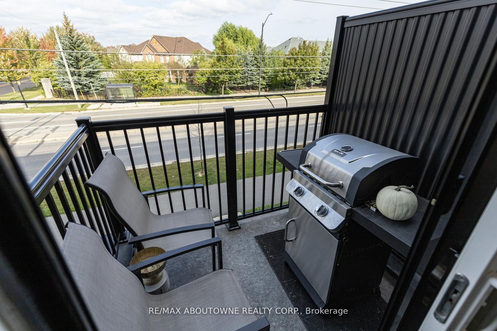 1200 Main St E, #202