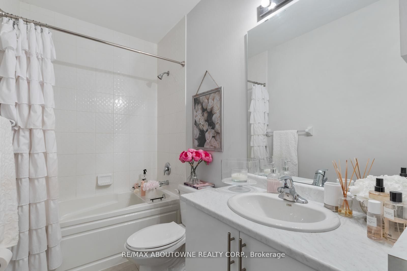 1200 Main St E, #202