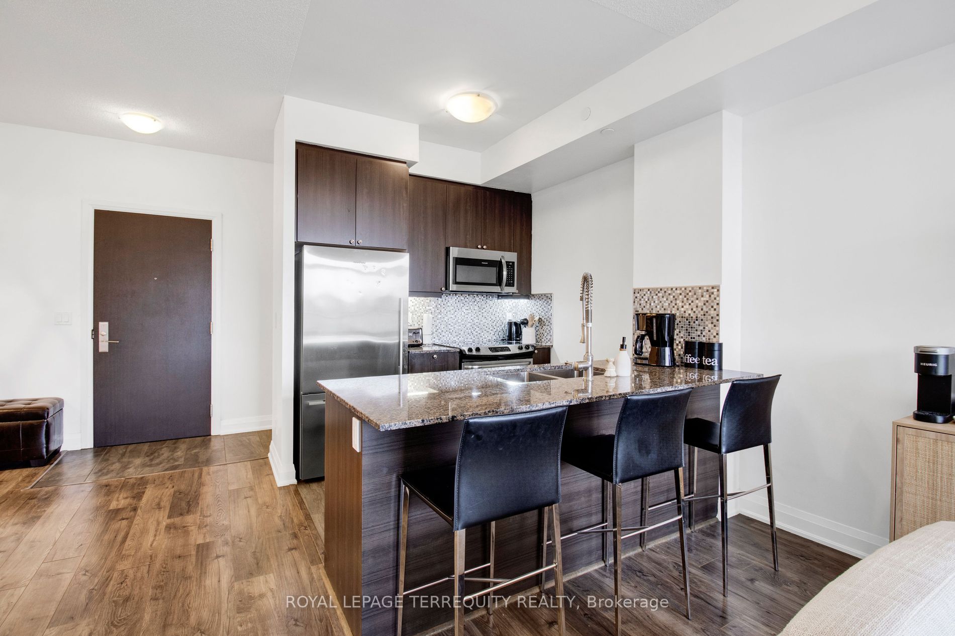 35 Fontenay Crt, #405