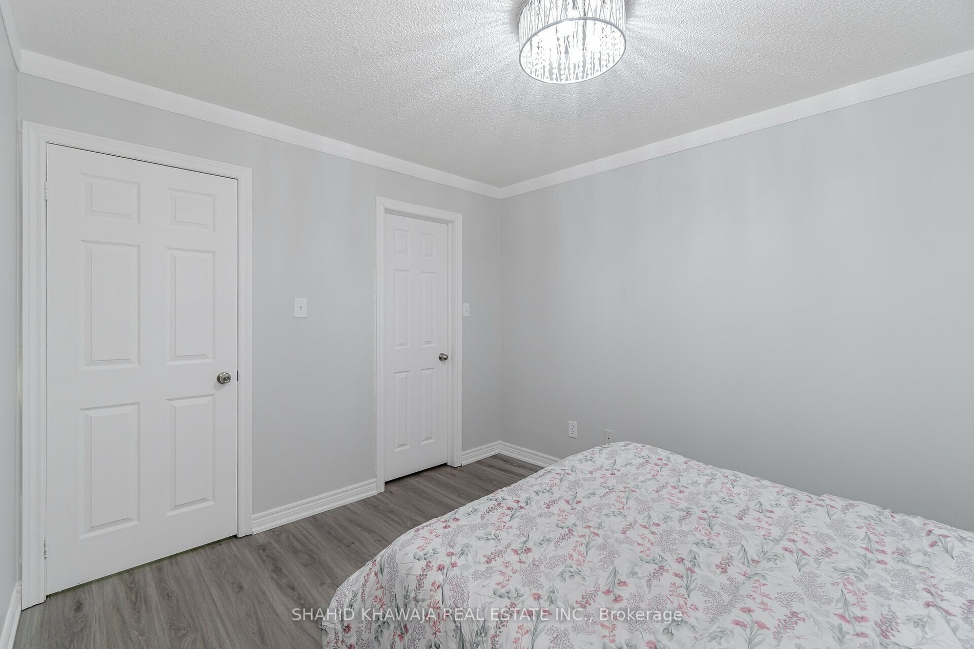 5848 Chorley Pl