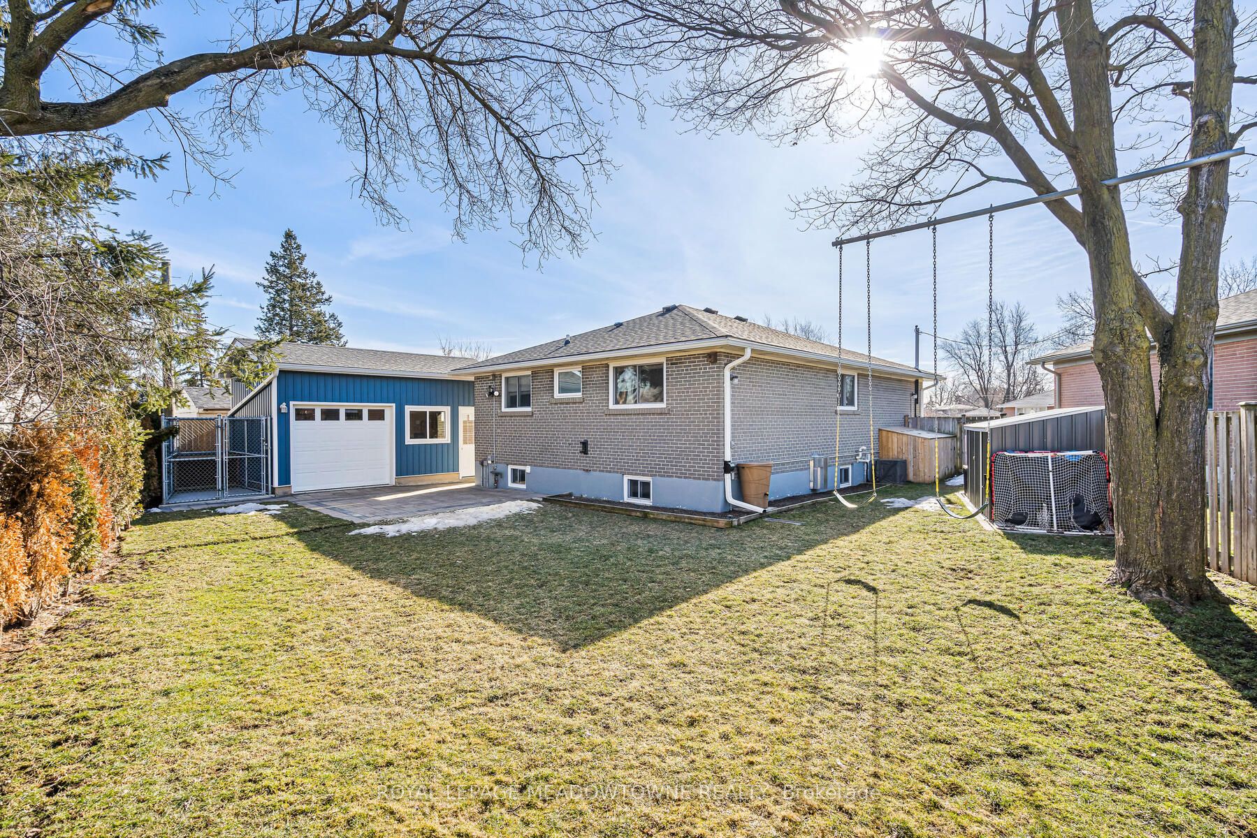 14 Gower Crt