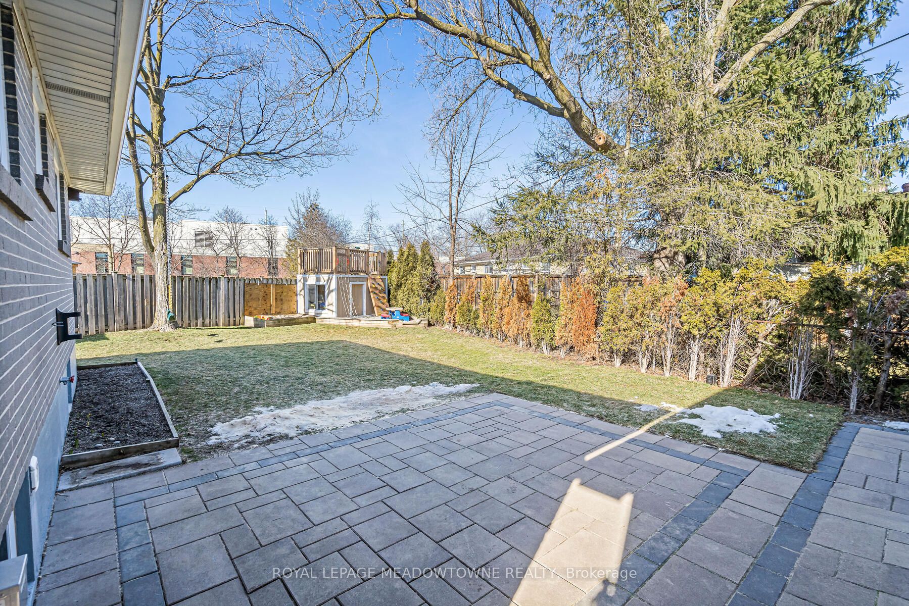 14 Gower Crt