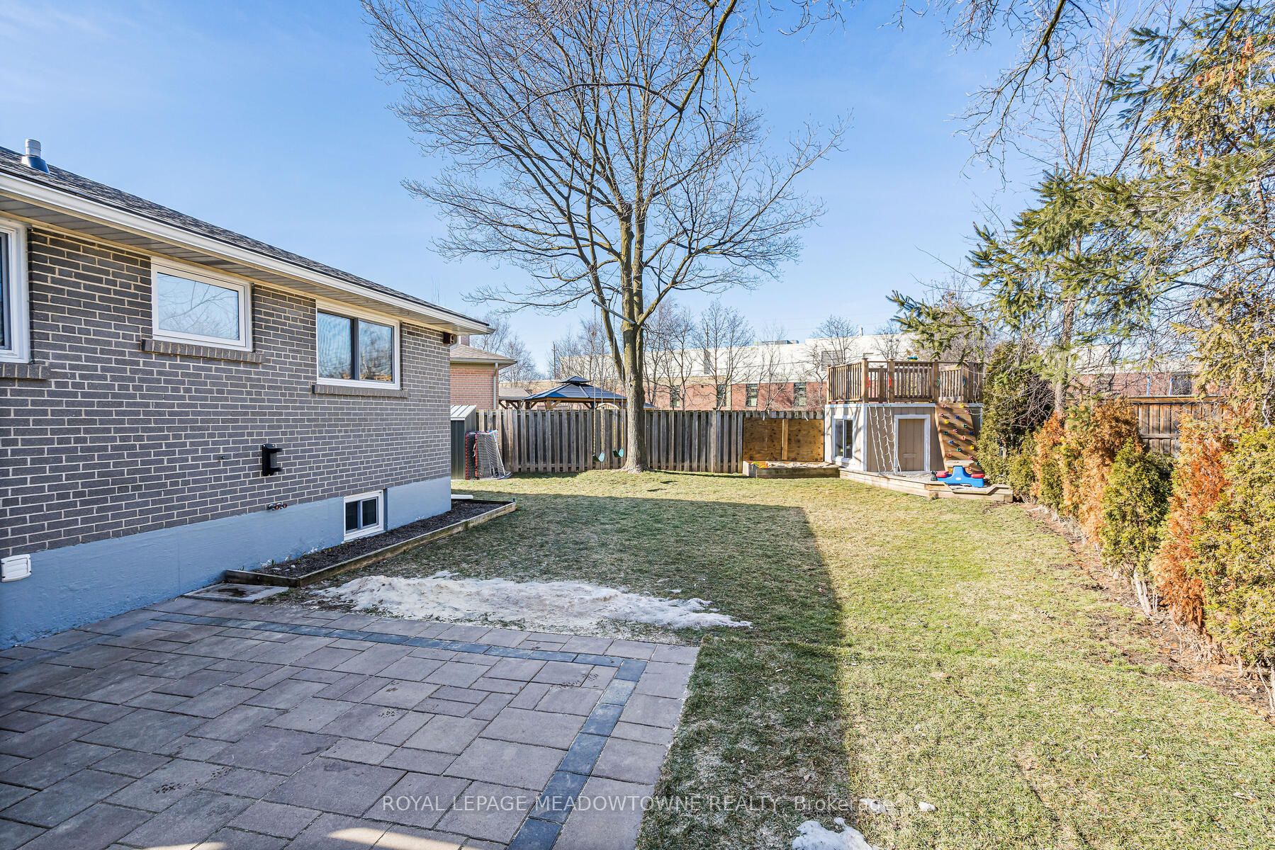 14 Gower Crt