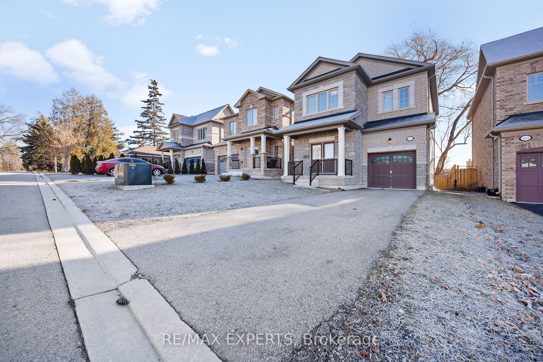 800 Glenbrook Ave