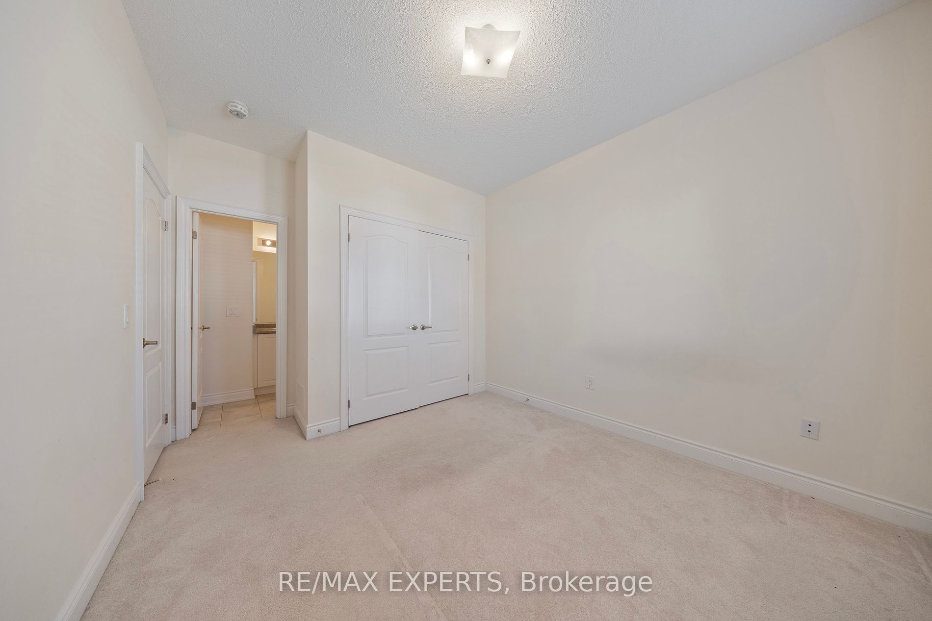 800 Glenbrook Ave