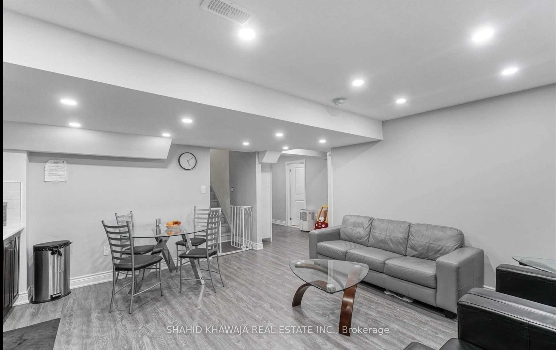 1221 Raspberry Terrace