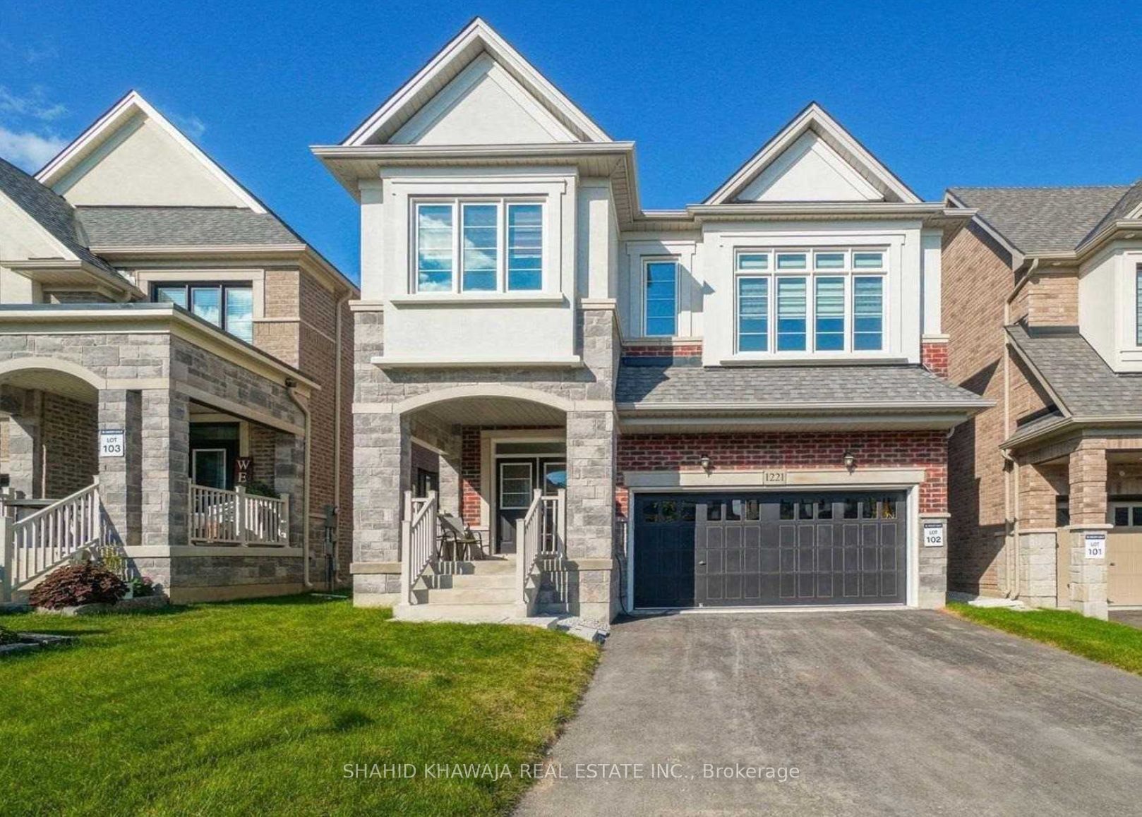 1221 Raspberry Terrace