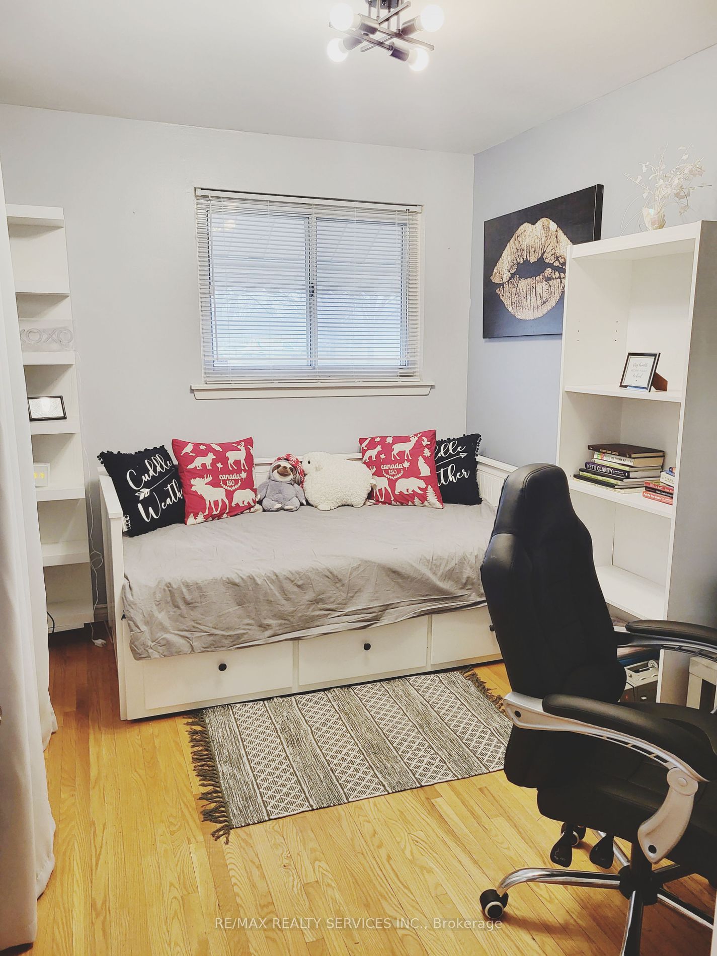 3 Brookdale Cres