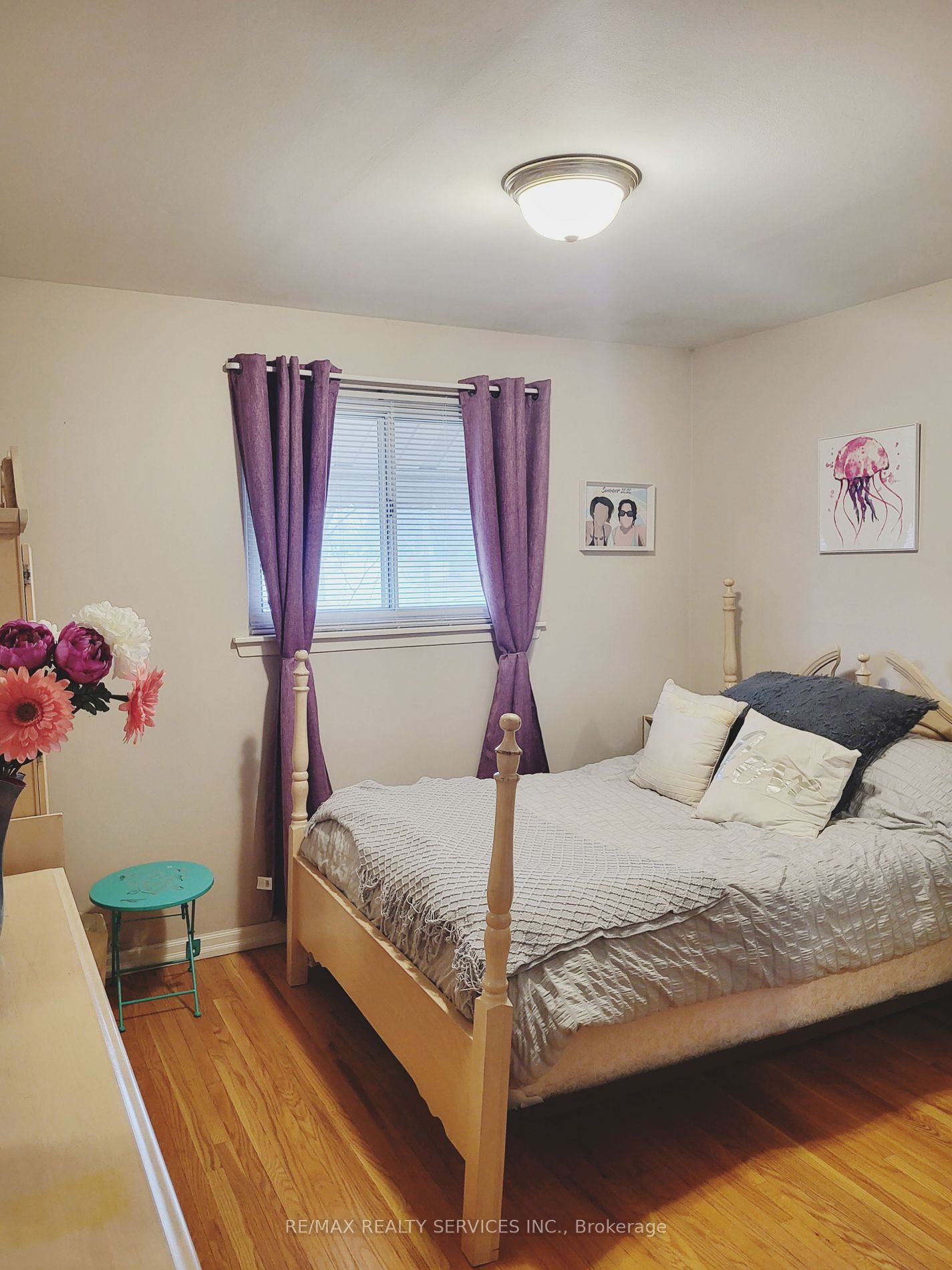 3 Brookdale Cres