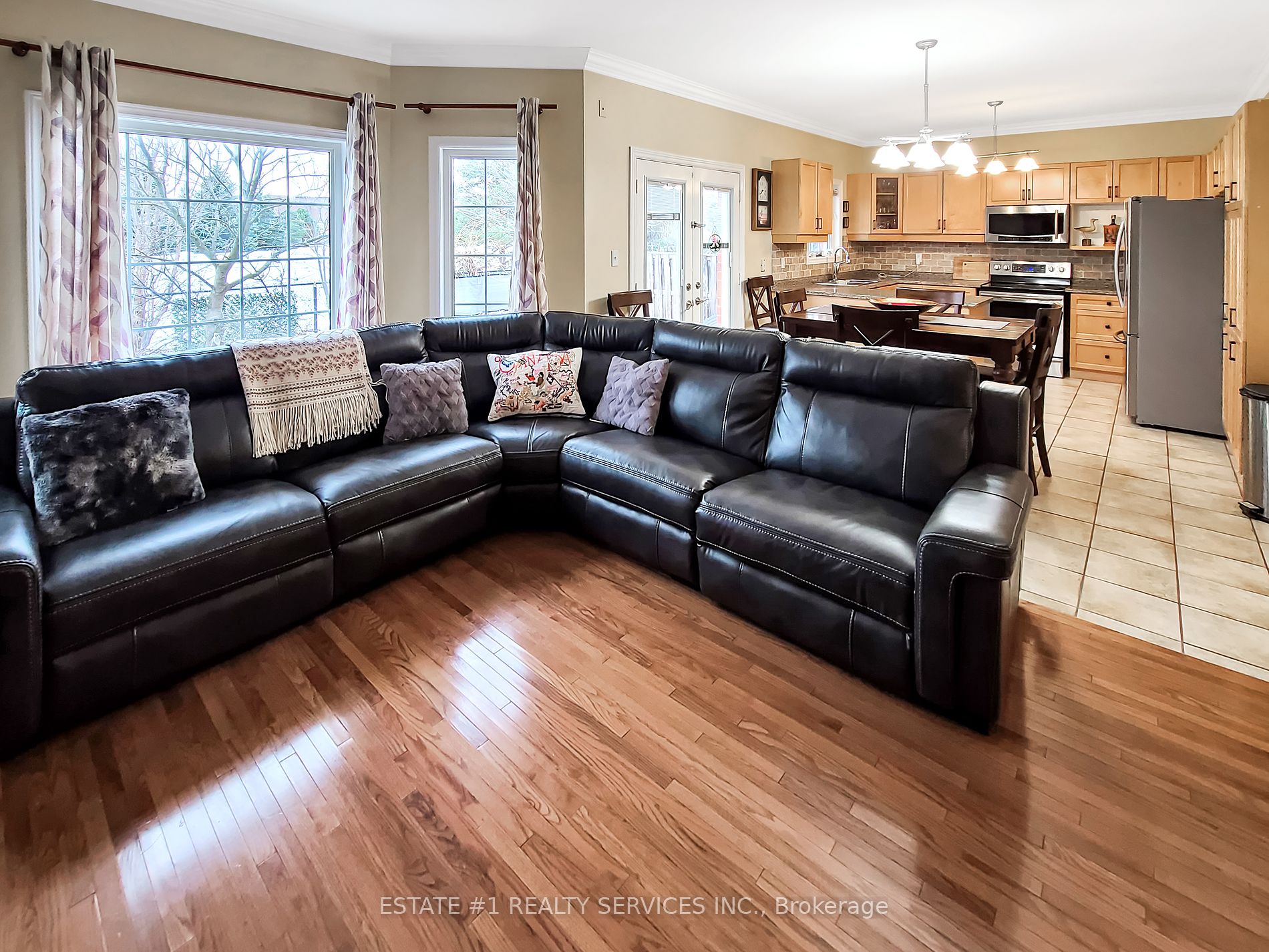 136 Van Scott Dr