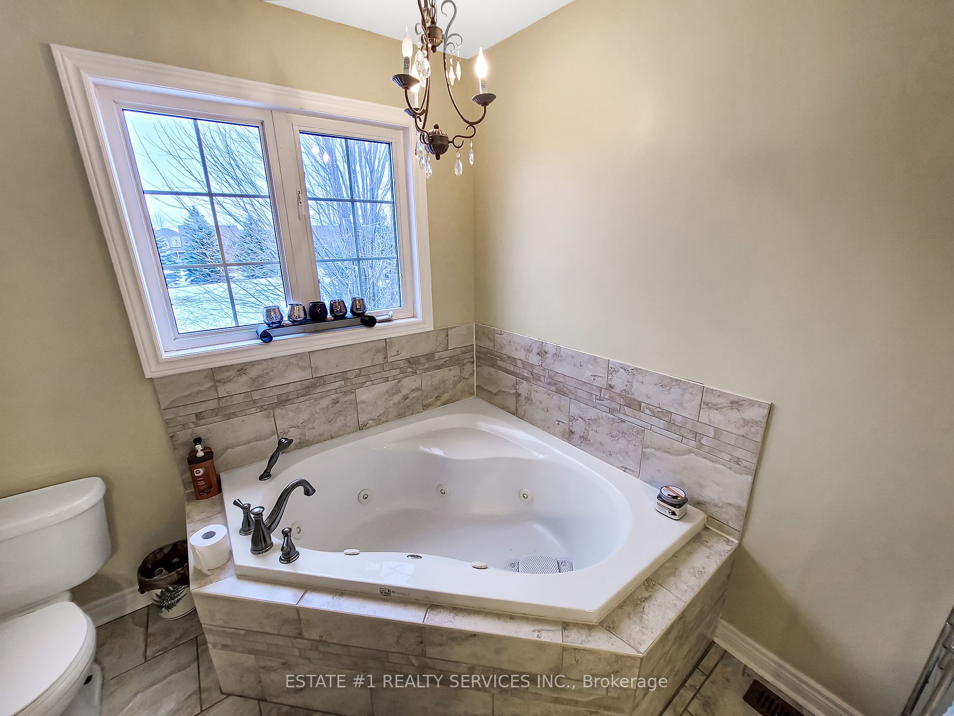 136 Van Scott Dr