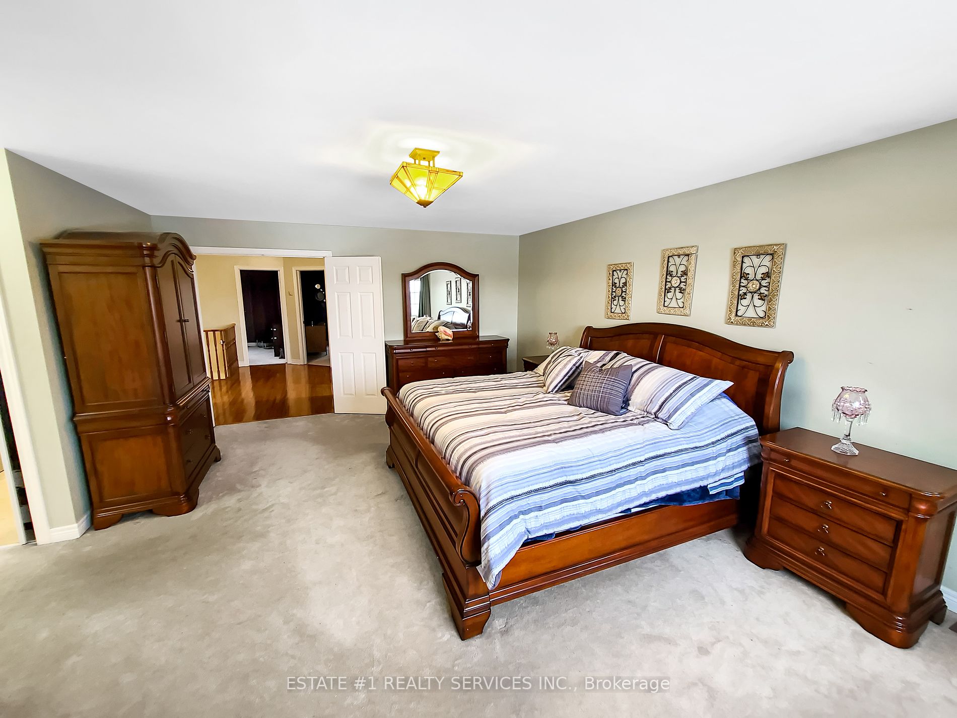 136 Van Scott Dr