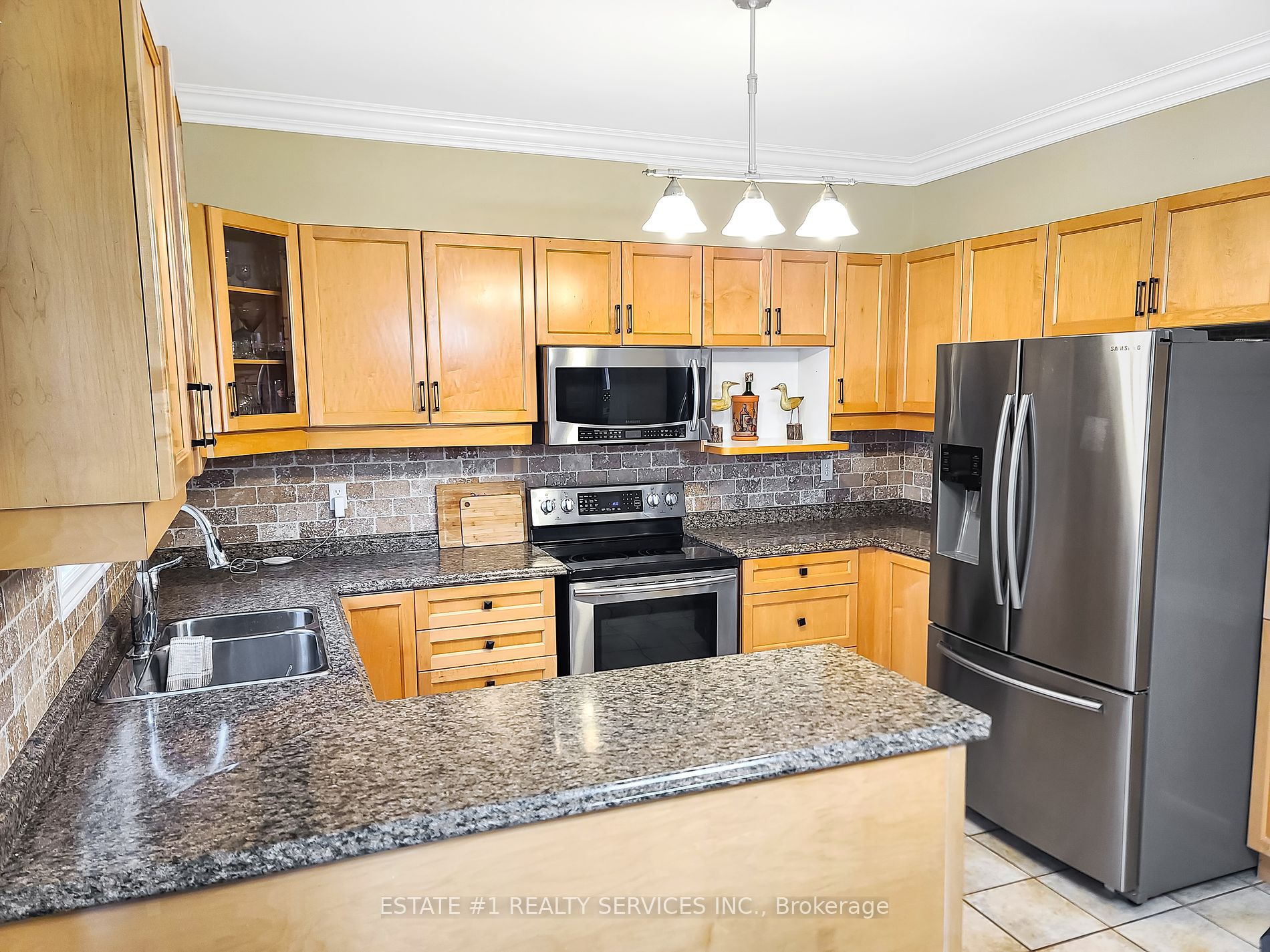 136 Van Scott Dr