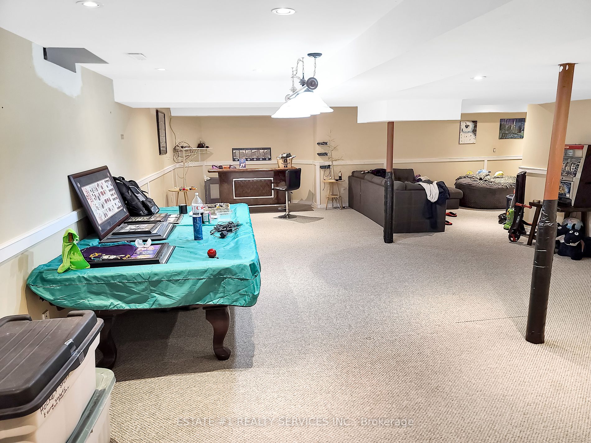 136 Van Scott Dr