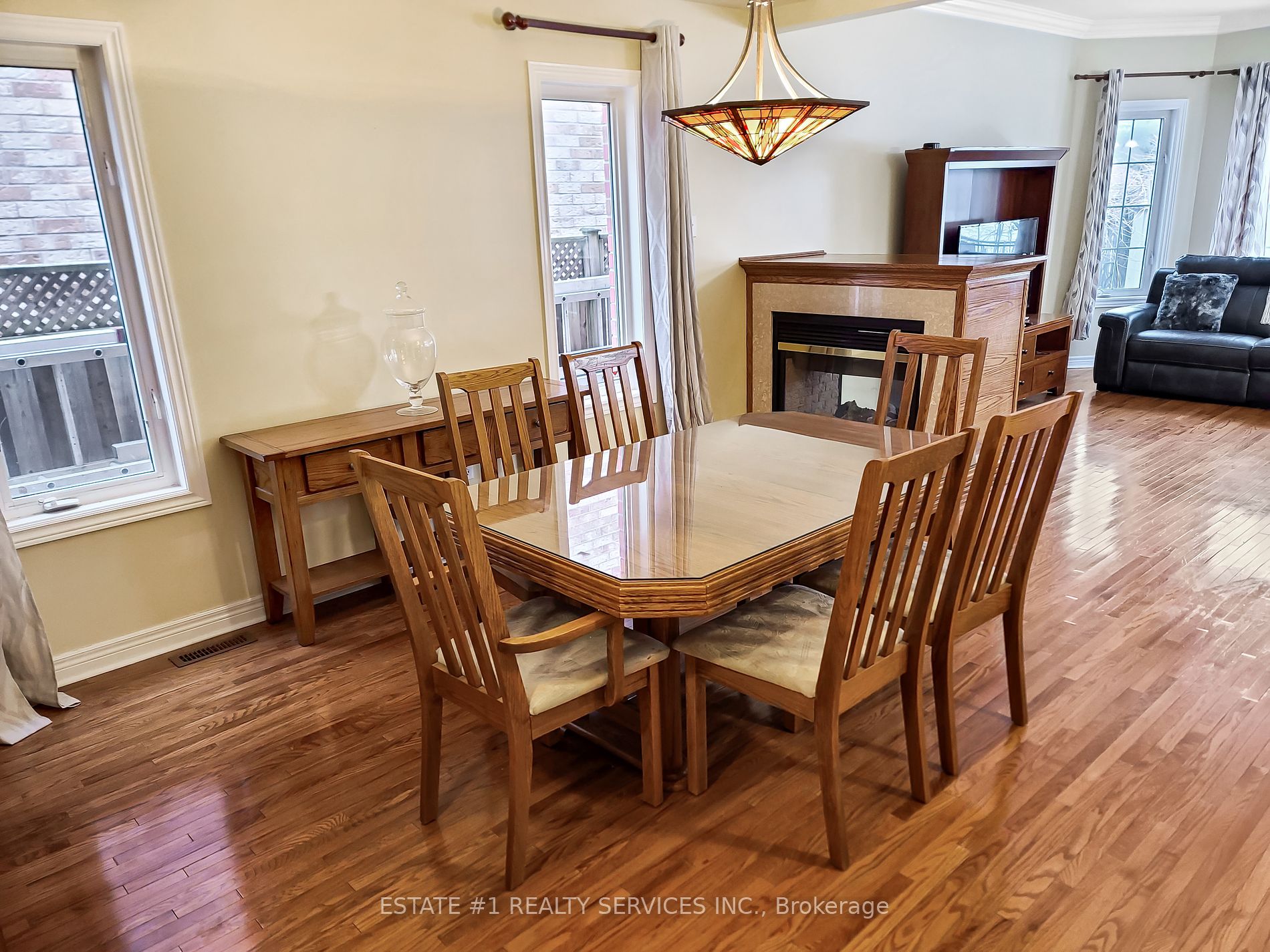 136 Van Scott Dr