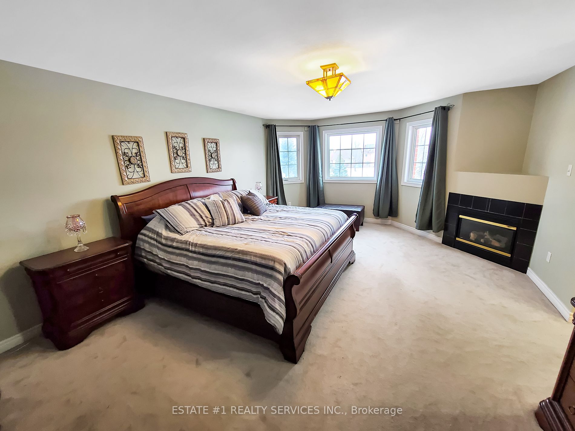 136 Van Scott Dr