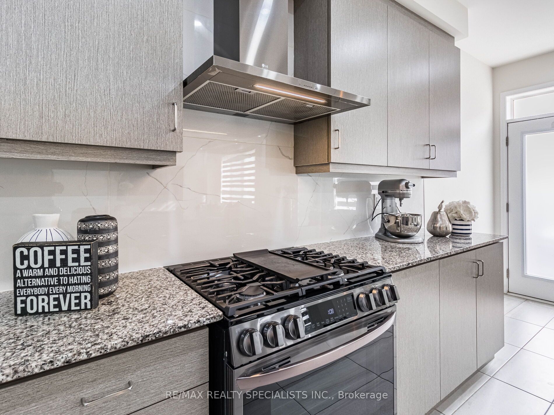 10 Speckled Alder Street