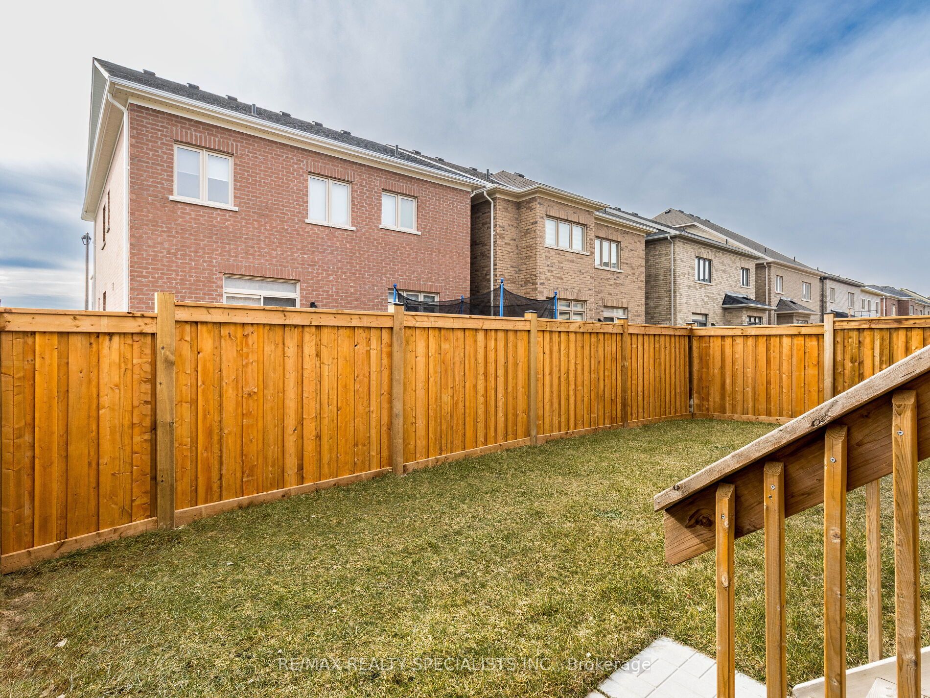 10 Speckled Alder Street