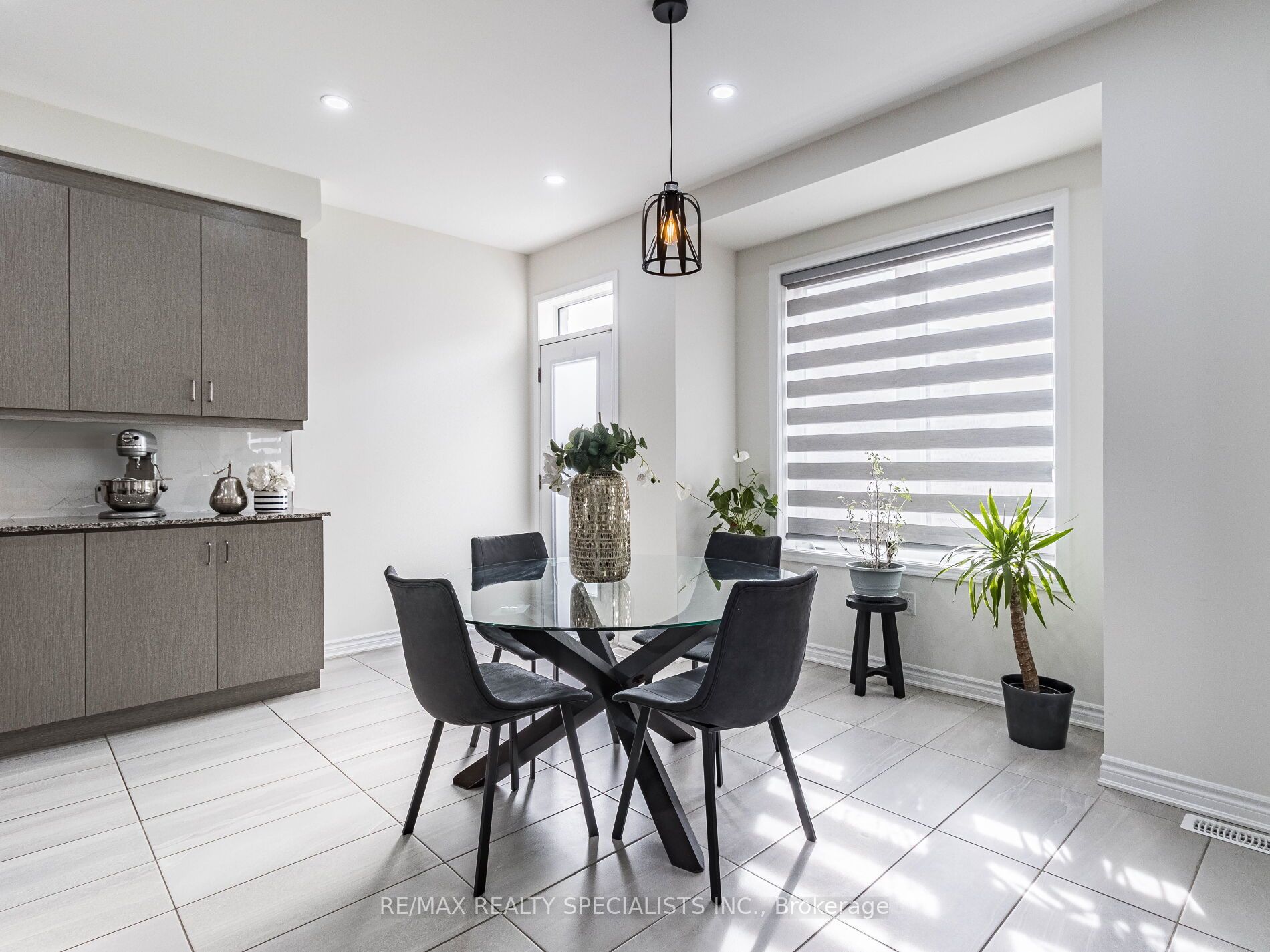 10 Speckled Alder Street