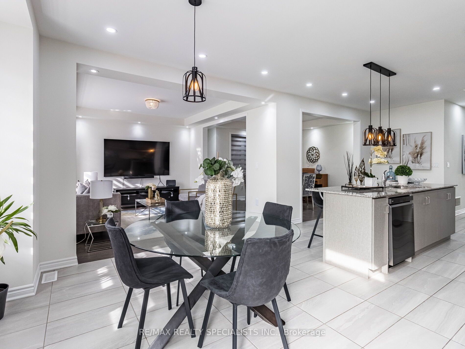 10 Speckled Alder Street