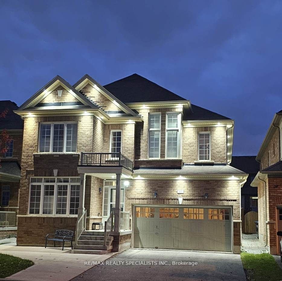 113 Aylesbury Dr