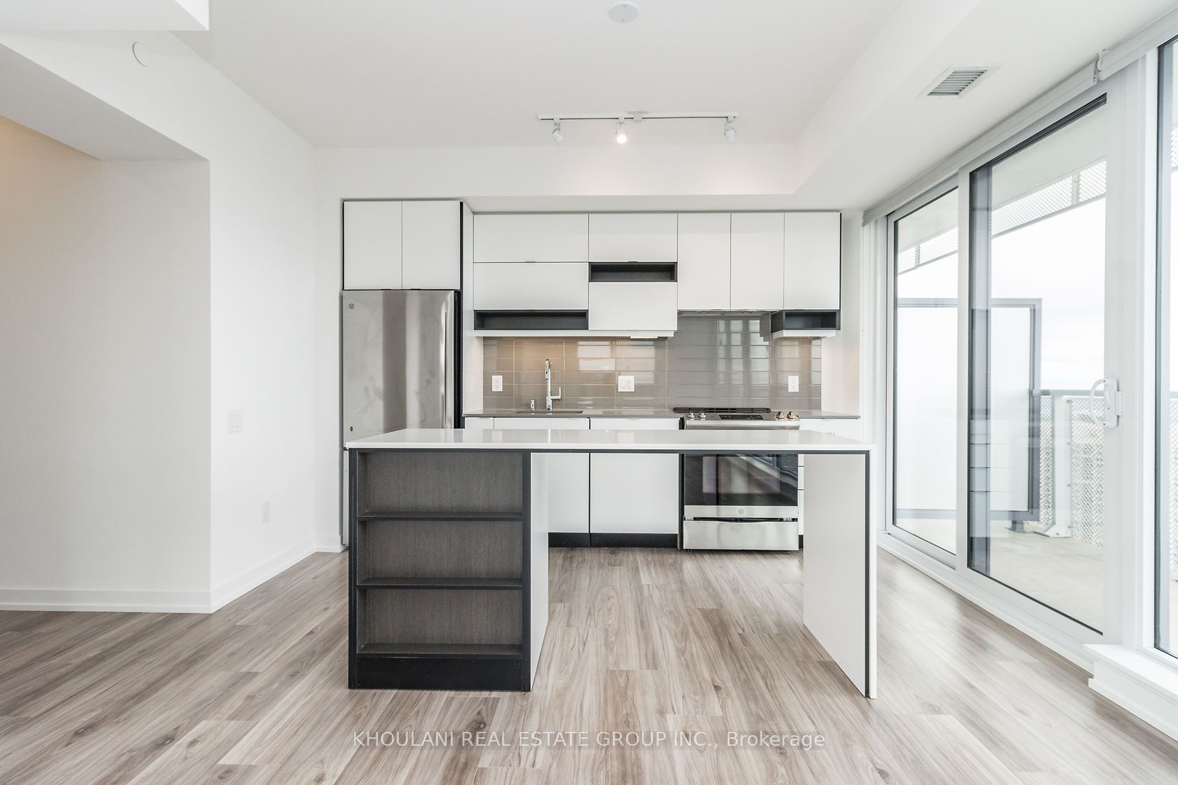 4065 Confederation Pkwy, #3910