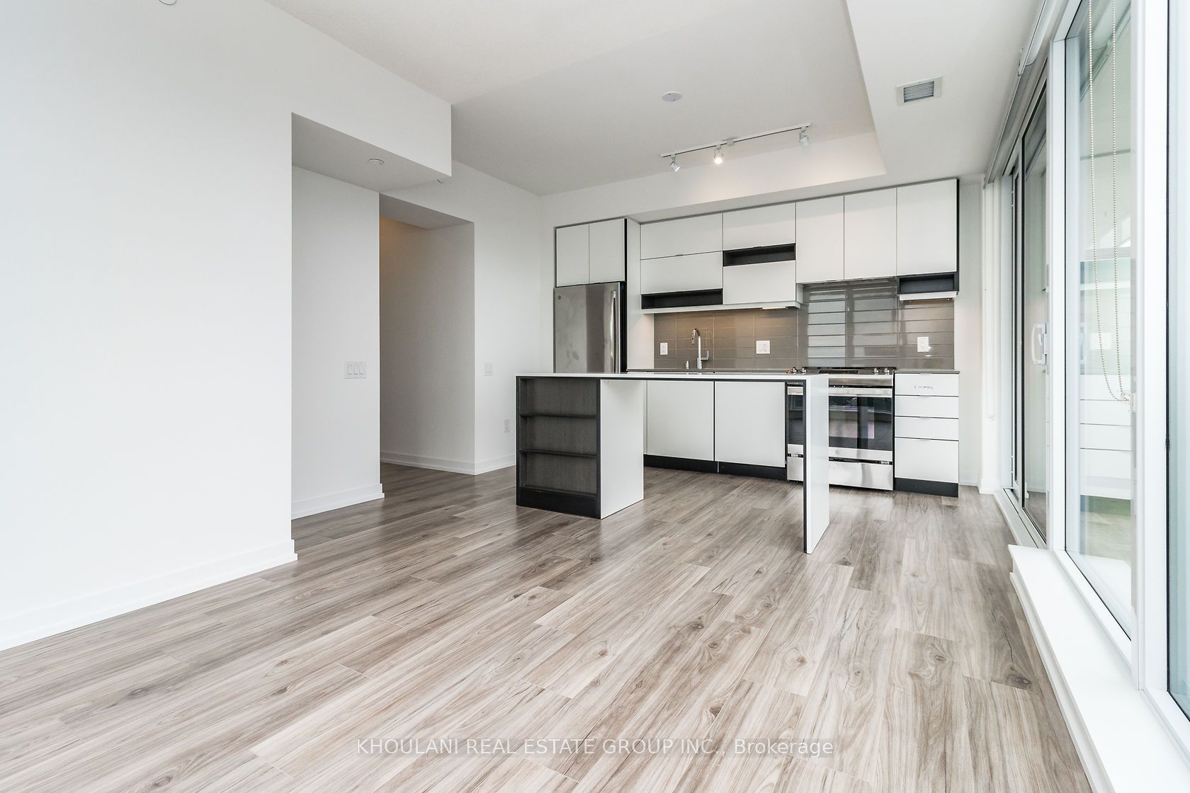 4065 Confederation Pkwy, #3910