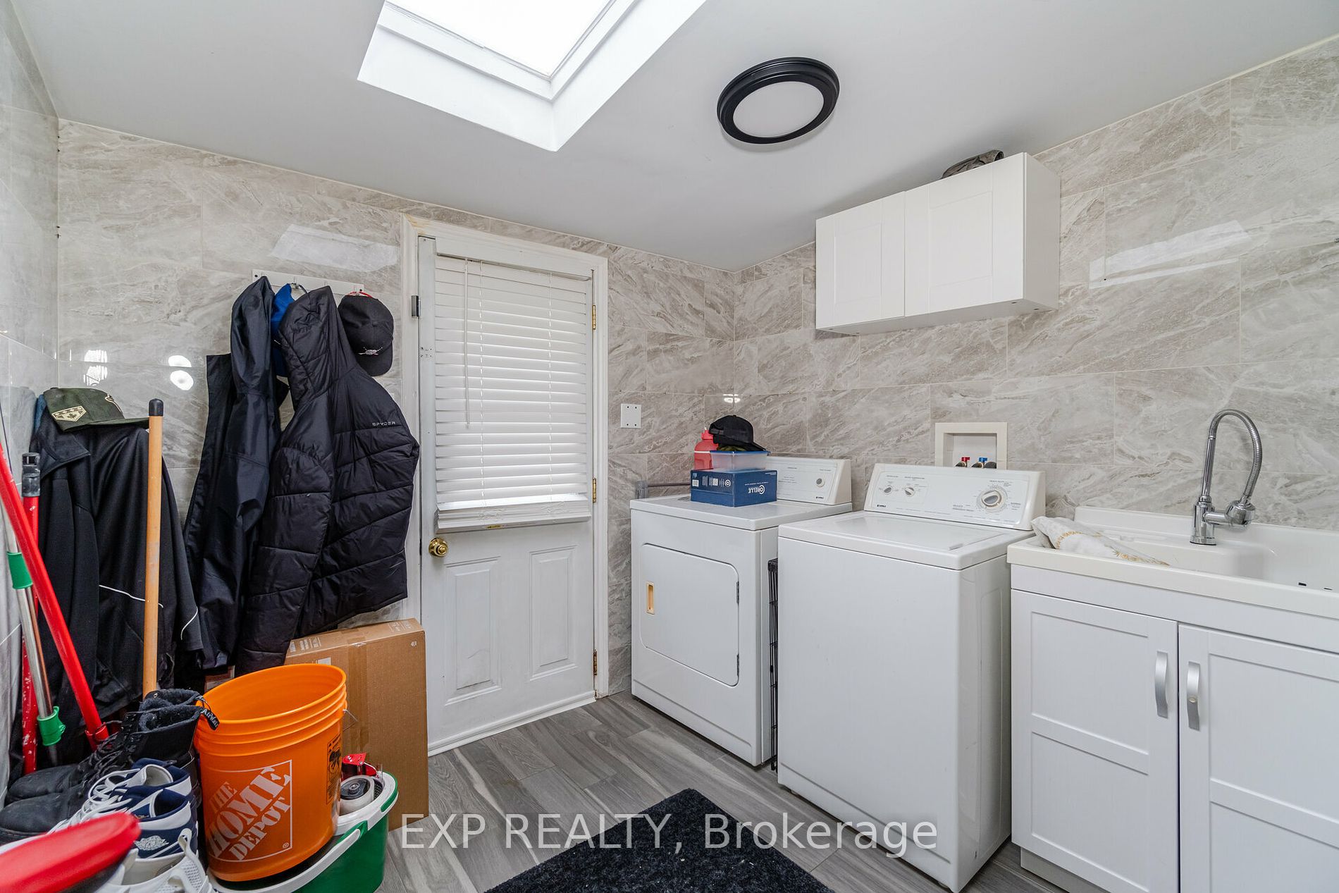84 Rosethorn Avenue