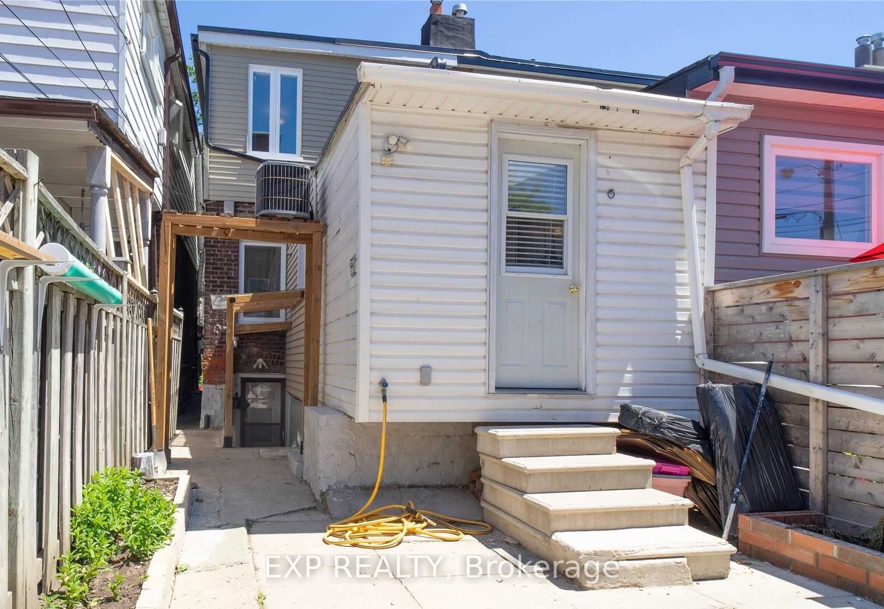 84 Rosethorn Avenue