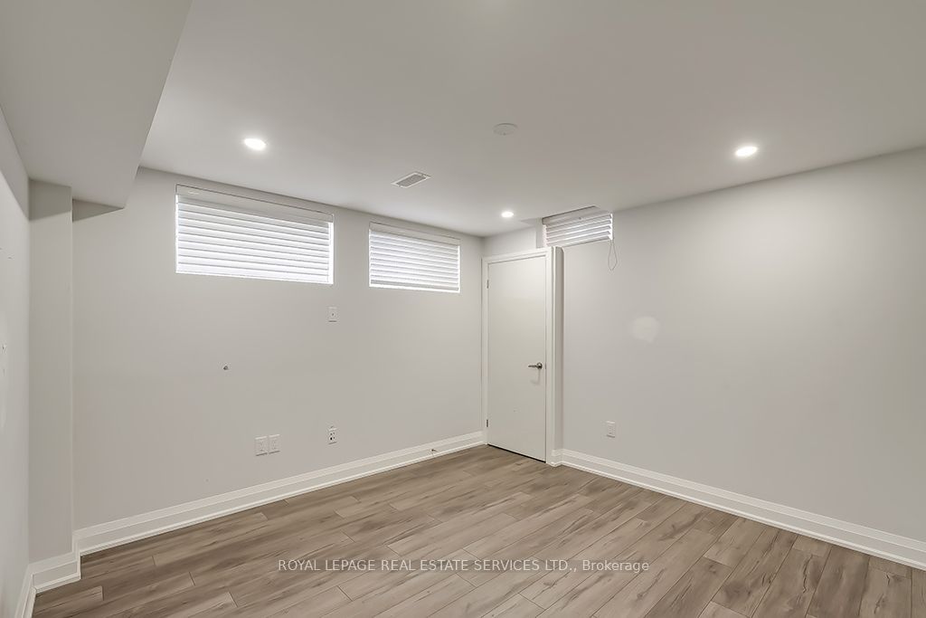 2596 North Ridge Trail