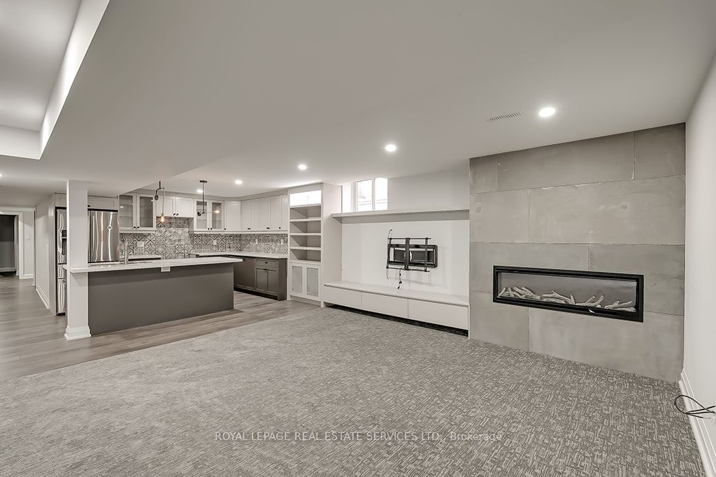 2596 North Ridge Trail