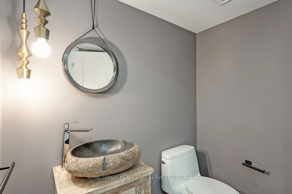 2596 North Ridge Trail