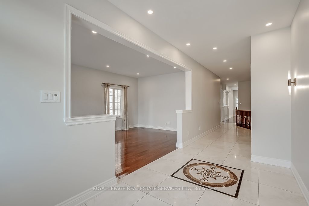 2596 North Ridge Trail