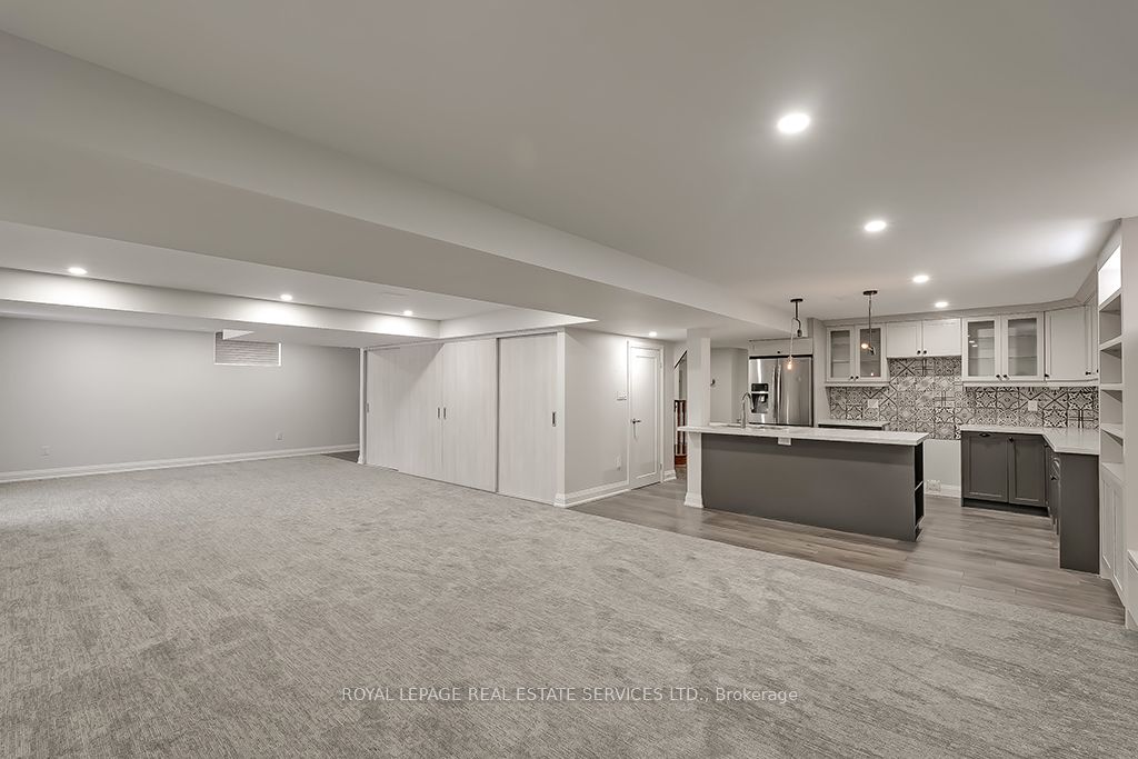 2596 North Ridge Trail