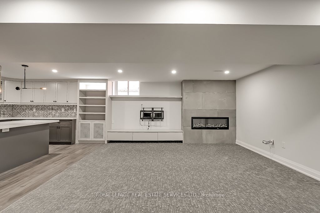 2596 North Ridge Trail
