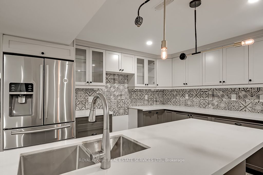 2596 North Ridge Trail