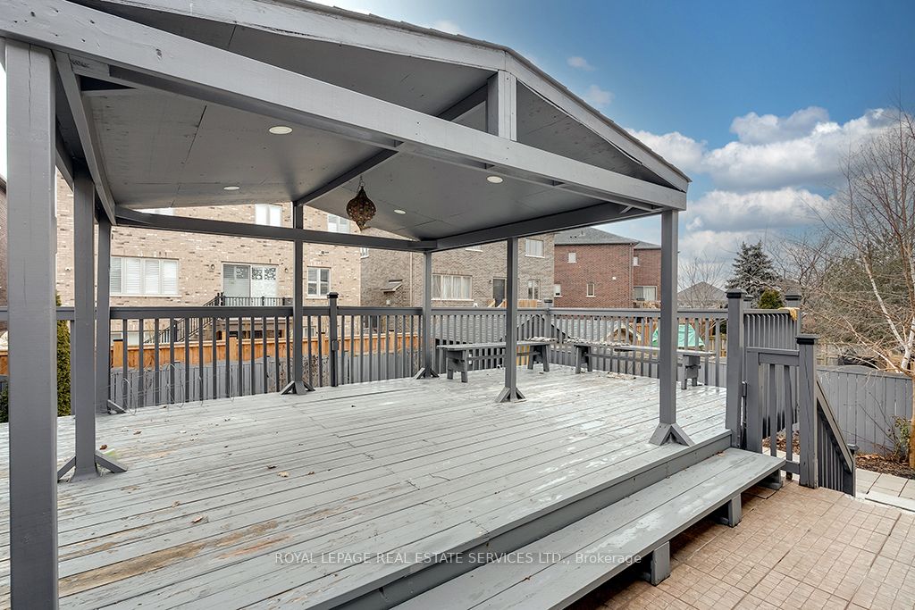 2596 North Ridge Trail