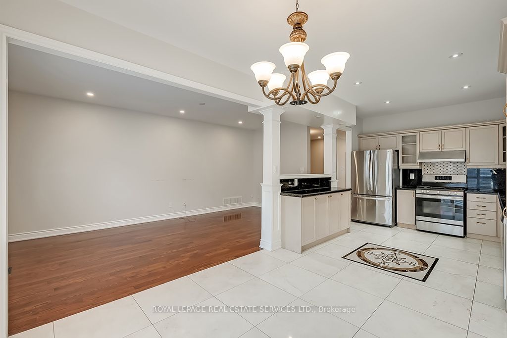 2596 North Ridge Trail