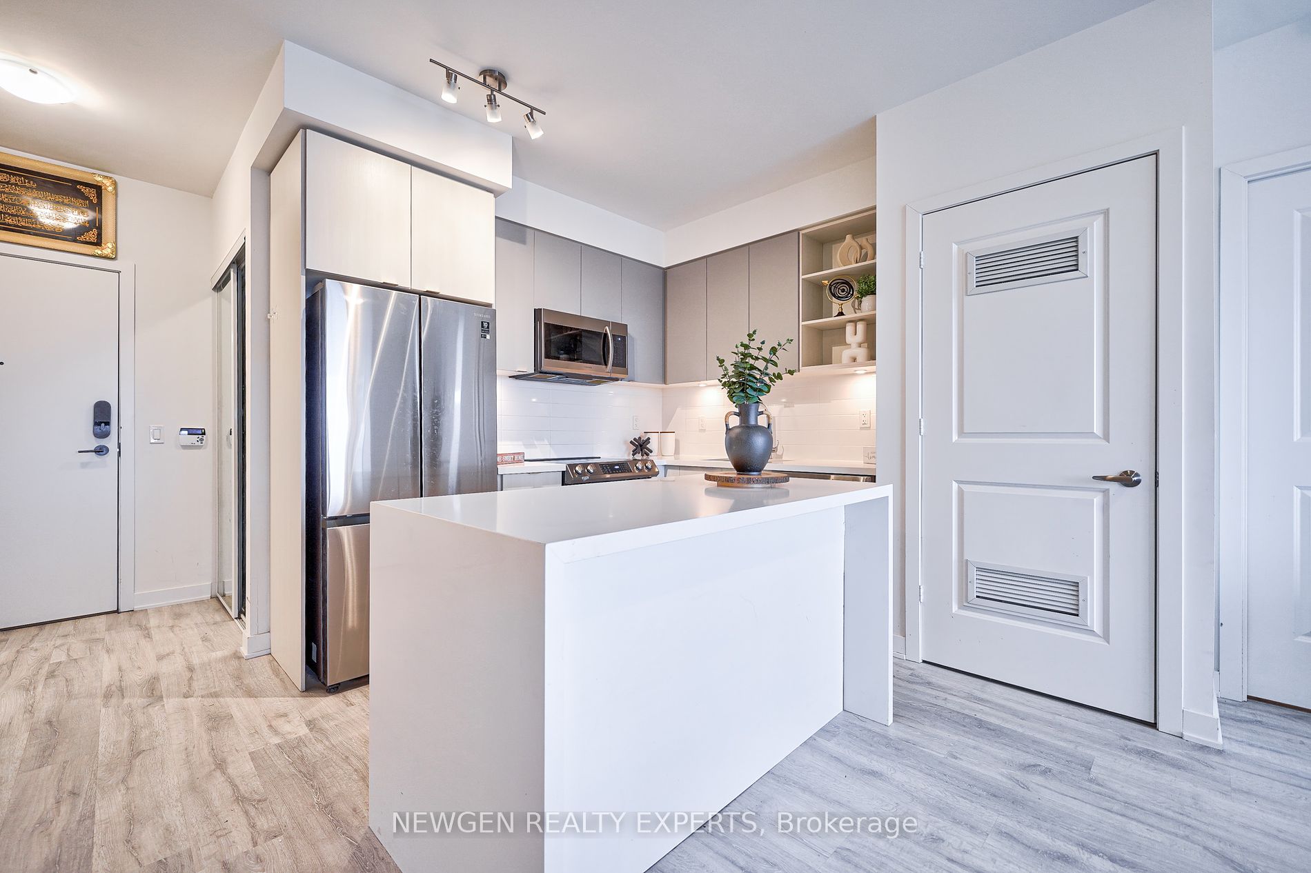 4655 Metcalfe Ave, #1701 B