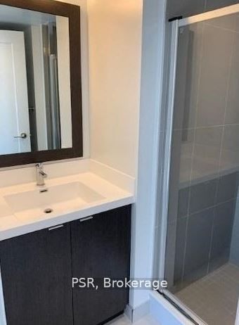 7 Mabelle Ave, #308A