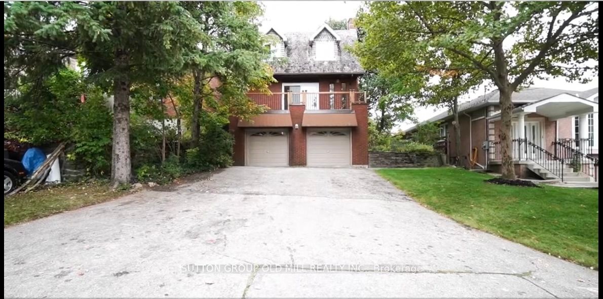 19 Cardell Ave