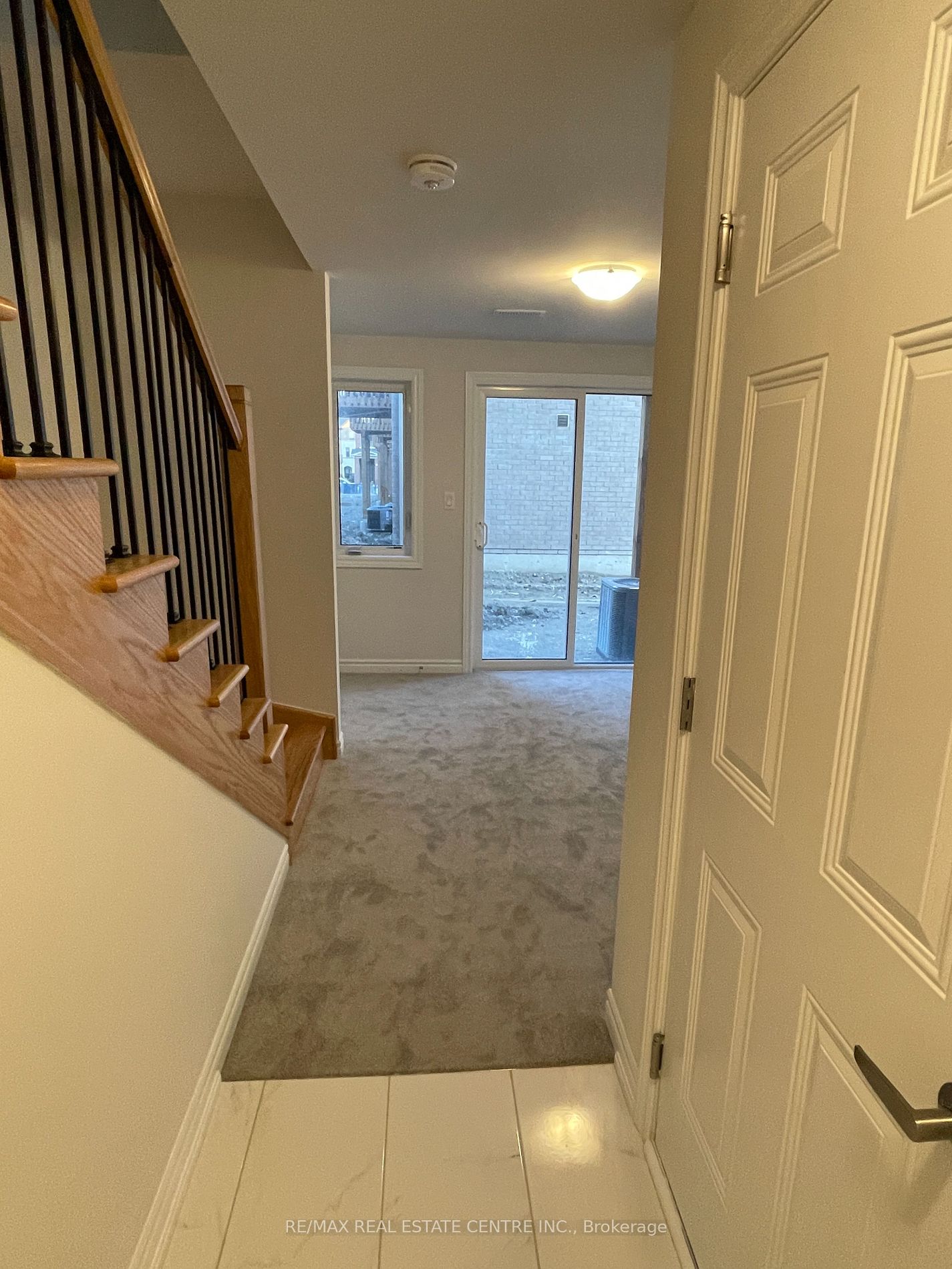 21 Arcola Street