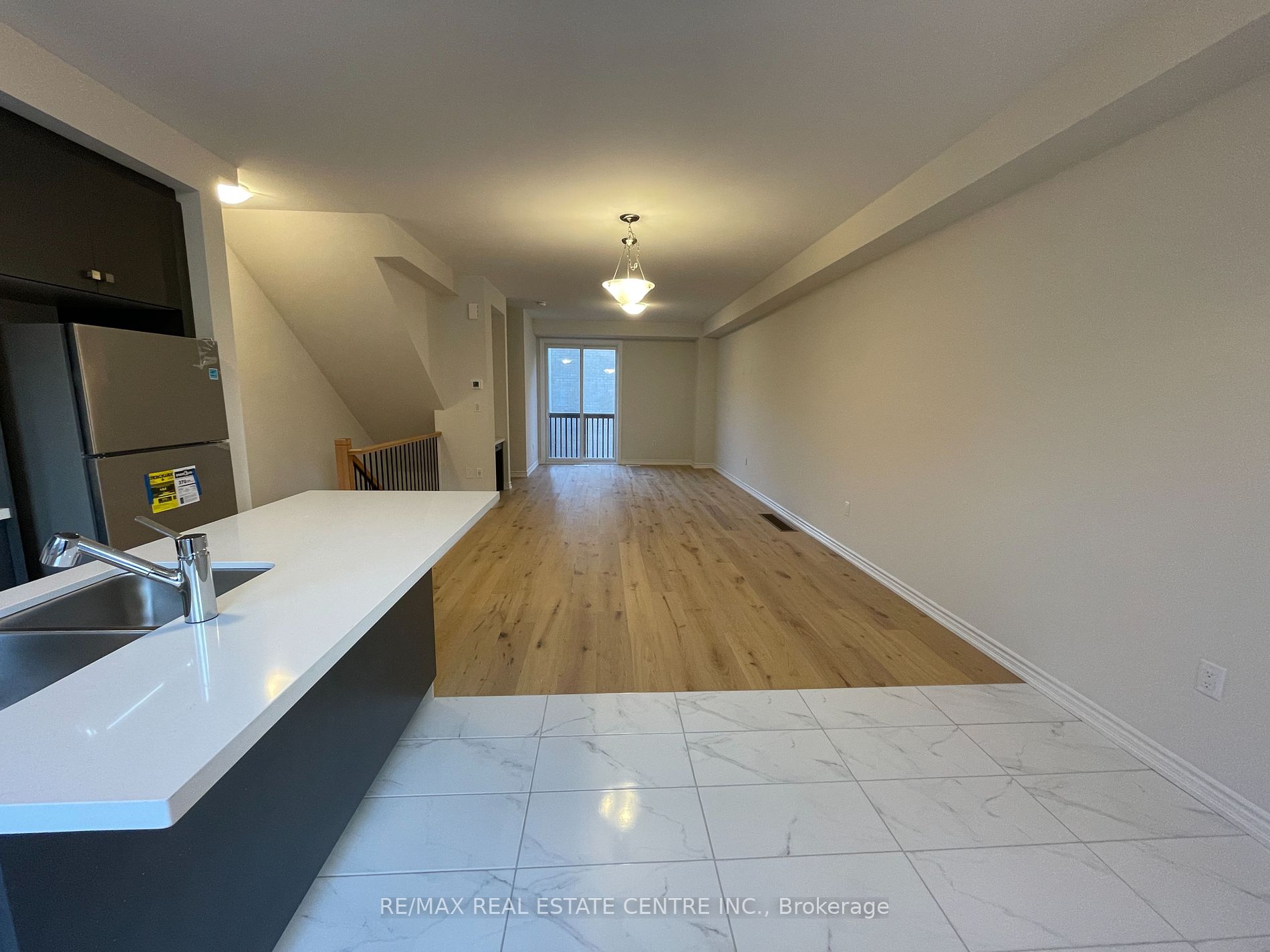 21 Arcola Street