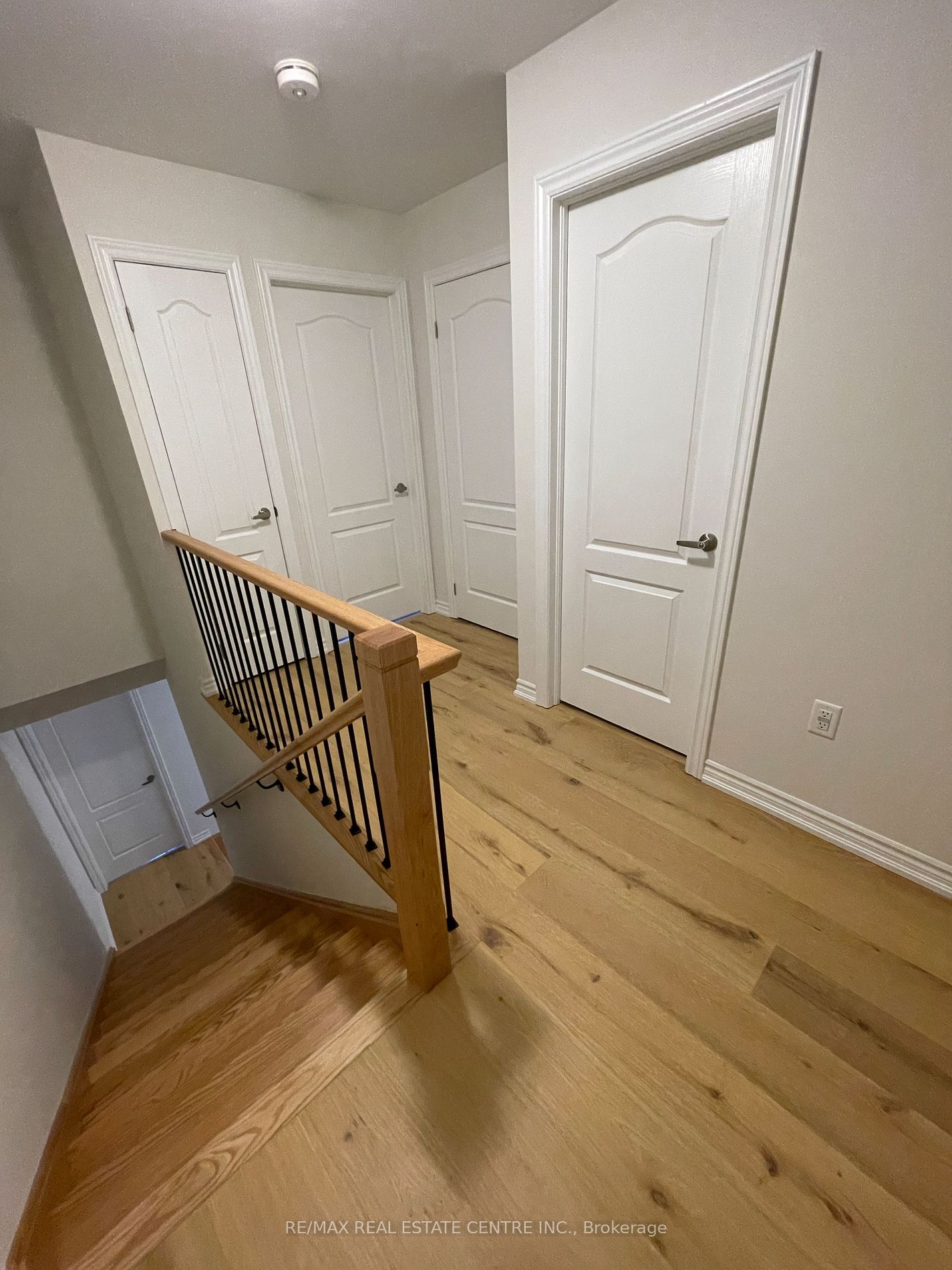 21 Arcola Street