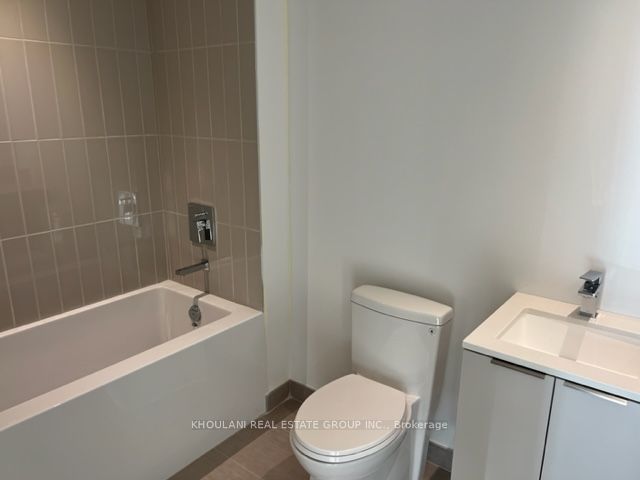 3900 Confederation Parkway #6010