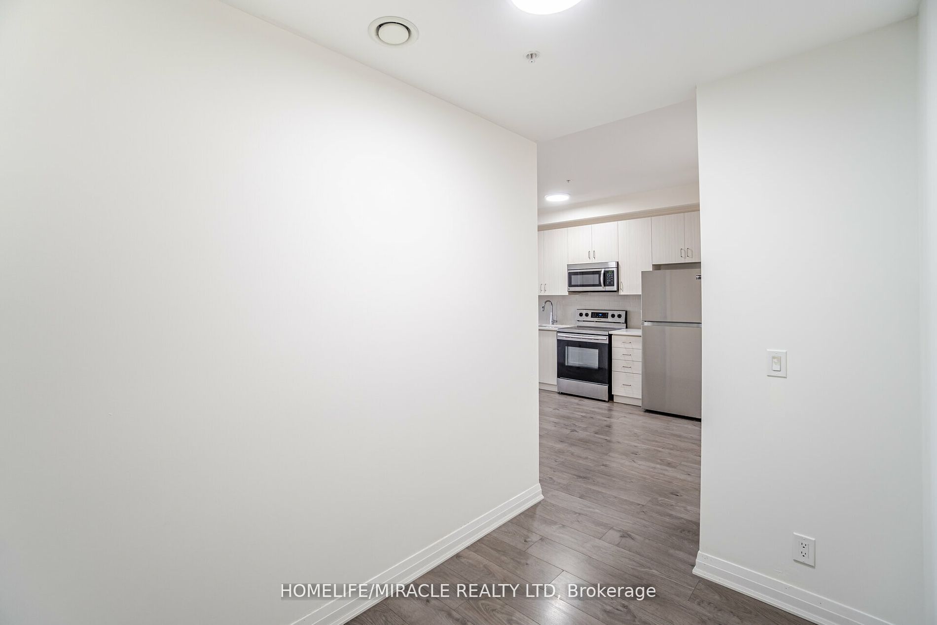 1105 Leger Way, #522