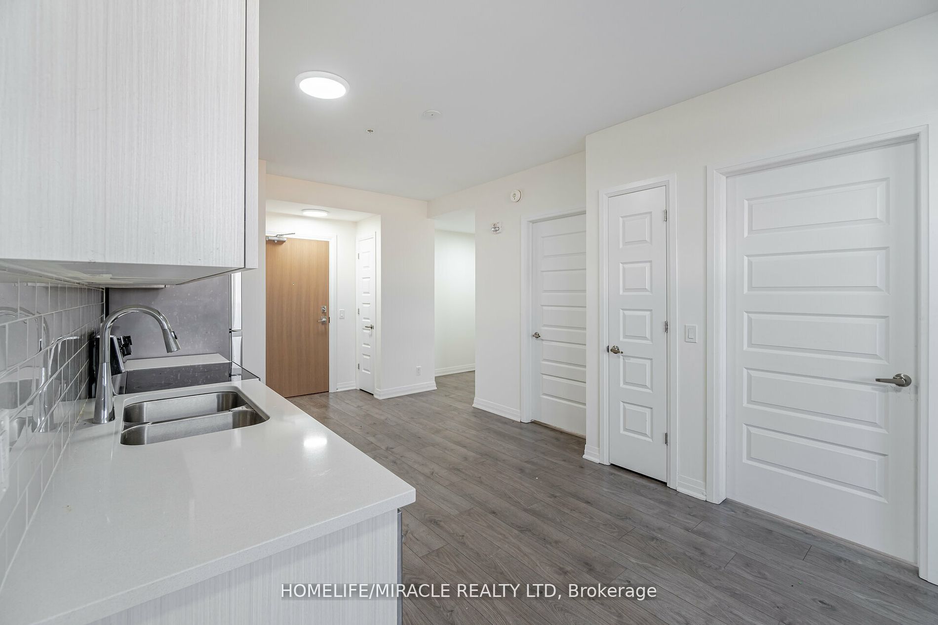 1105 Leger Way, #522
