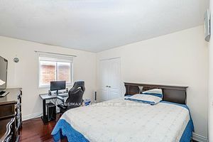 11 Briardale Road
